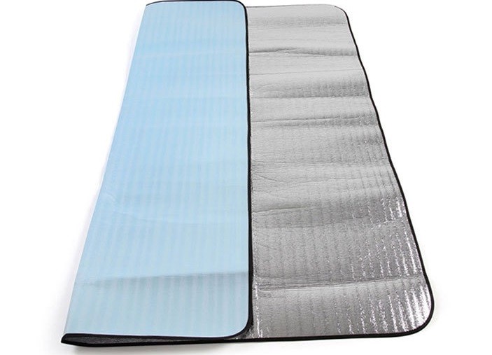 Light Blue Waterproof Picnic Mat Folding Beach Mat Polyester and Aluminium